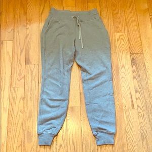Lululemon Warm Down Jogger Size 4 GREY
